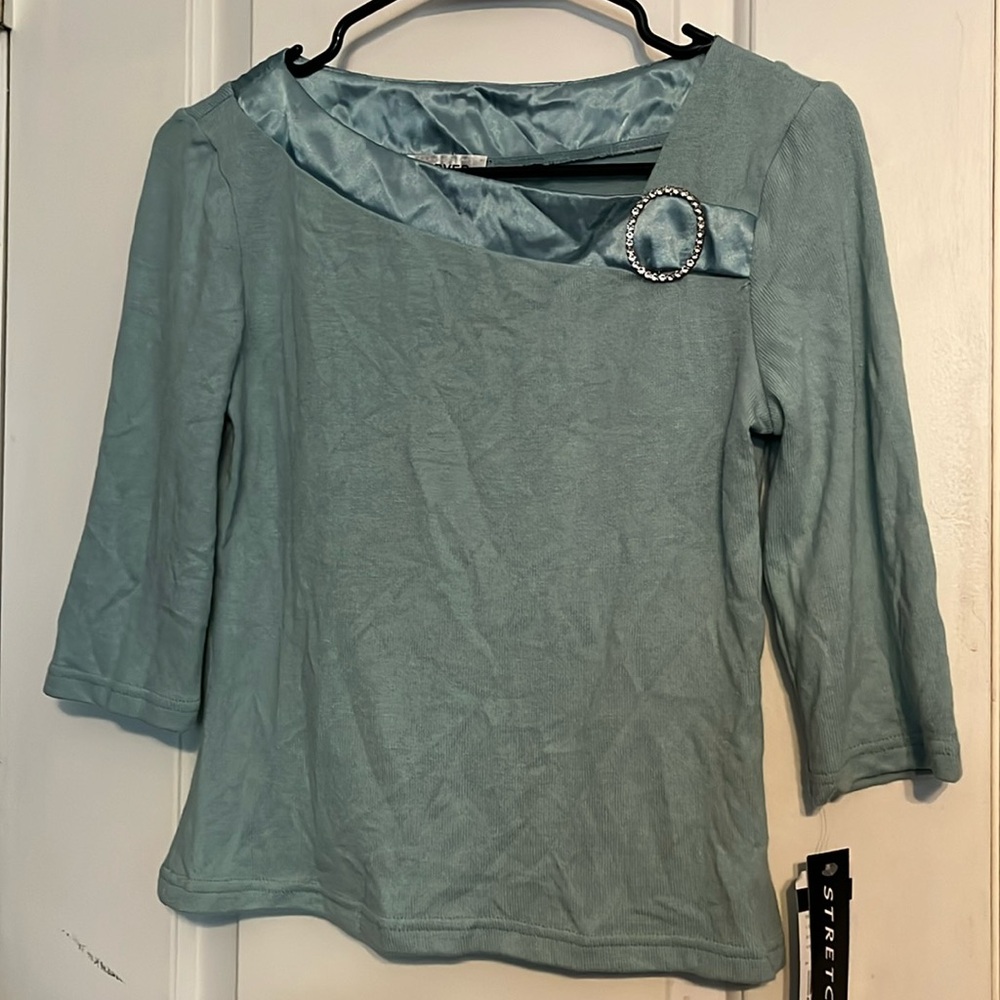 A. Byer size youth Large shade of green dress top. NEW w/TAGS